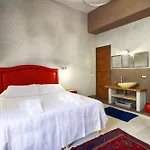 Historical Center 게스트하우스 4*